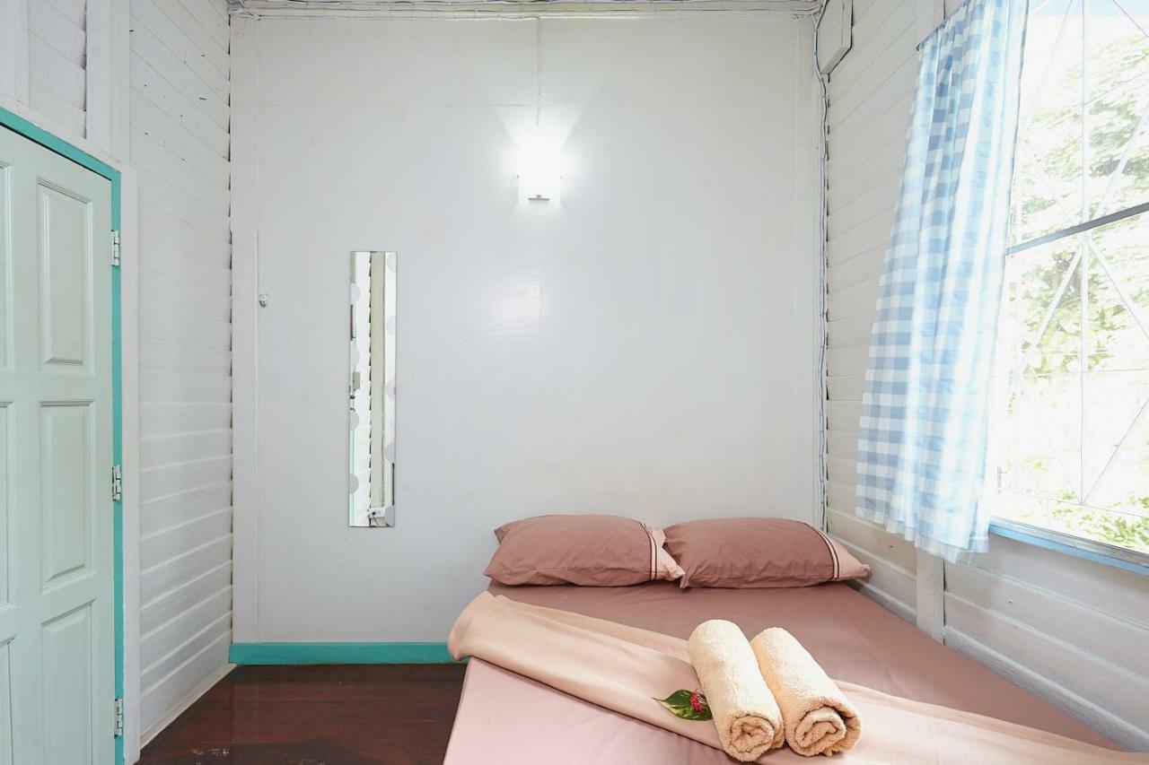 We Hostel Bangkok Luaran gambar