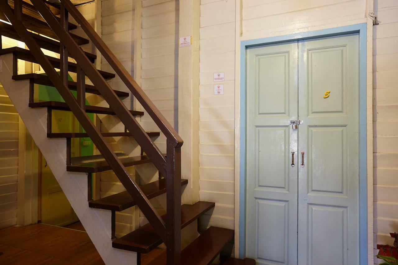 We Hostel Bangkok Luaran gambar